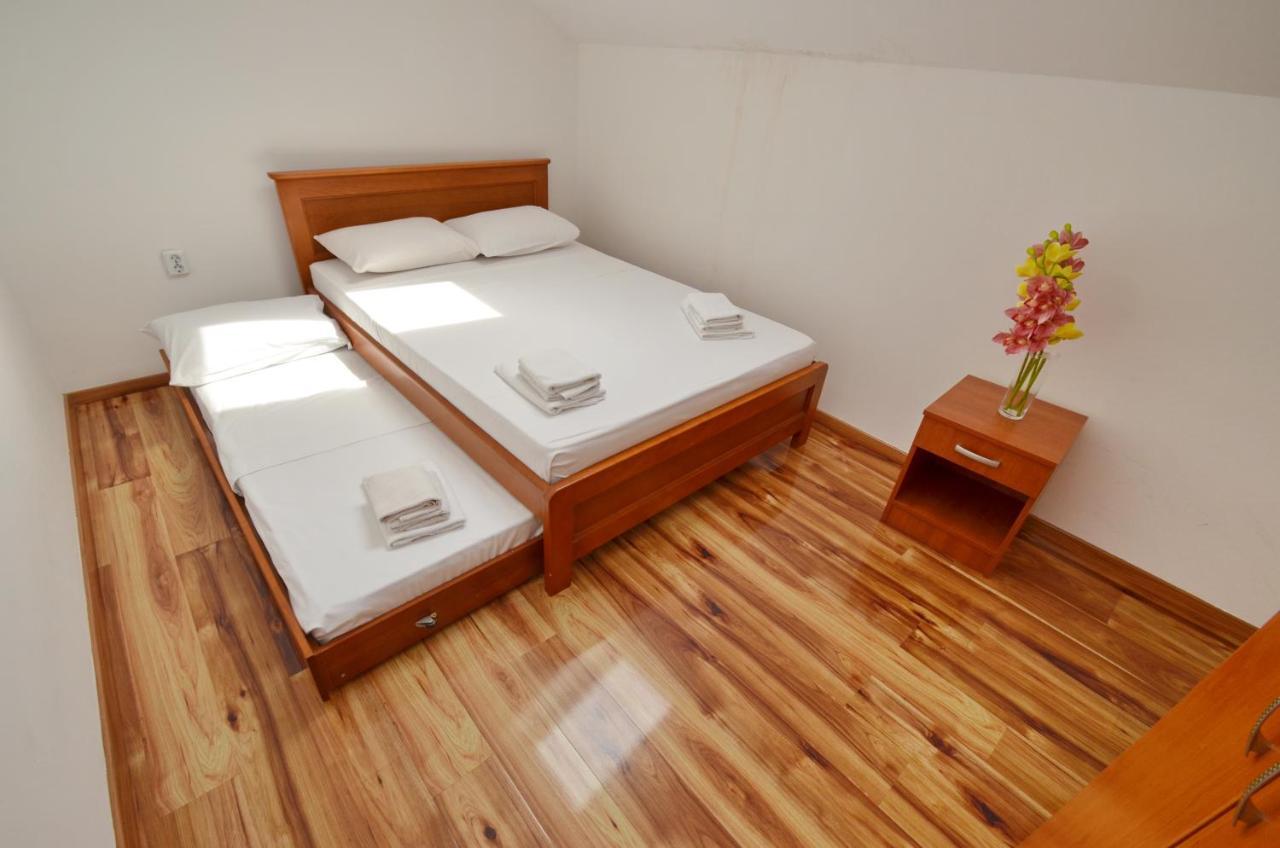 Apartments Blue Lagoon Котор Екстер'єр фото