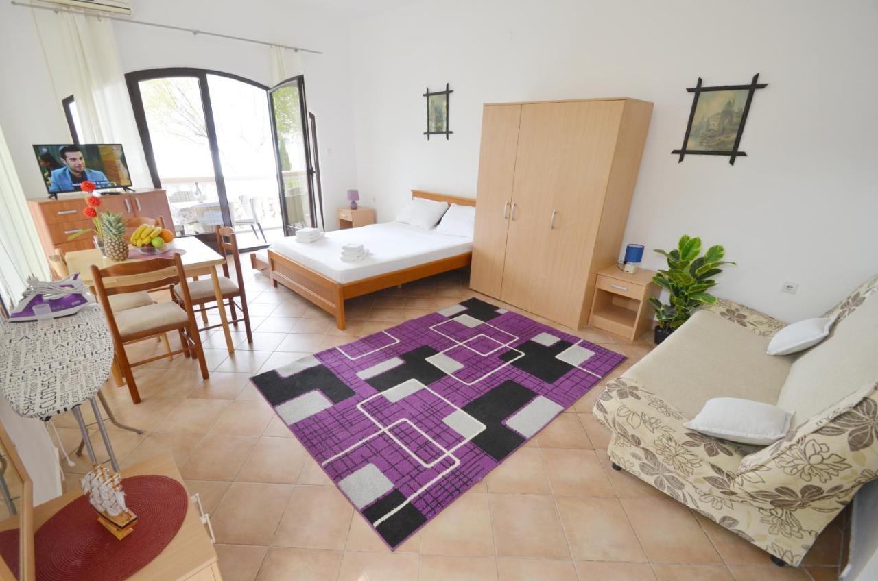 Apartments Blue Lagoon Котор Екстер'єр фото