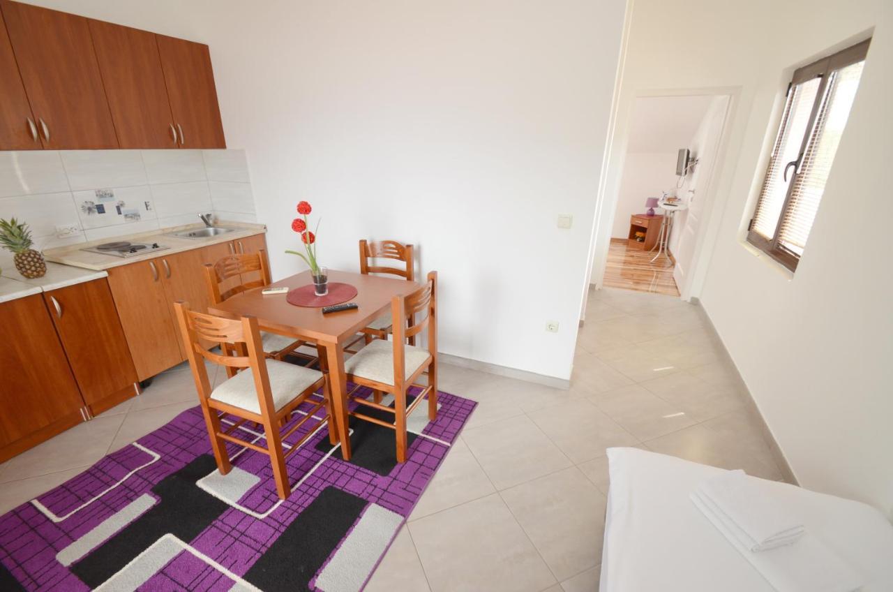 Apartments Blue Lagoon Котор Екстер'єр фото